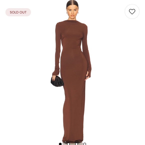 Helsa Dresses & Skirts - Chic Long Sleeve Brown Maxi Dress